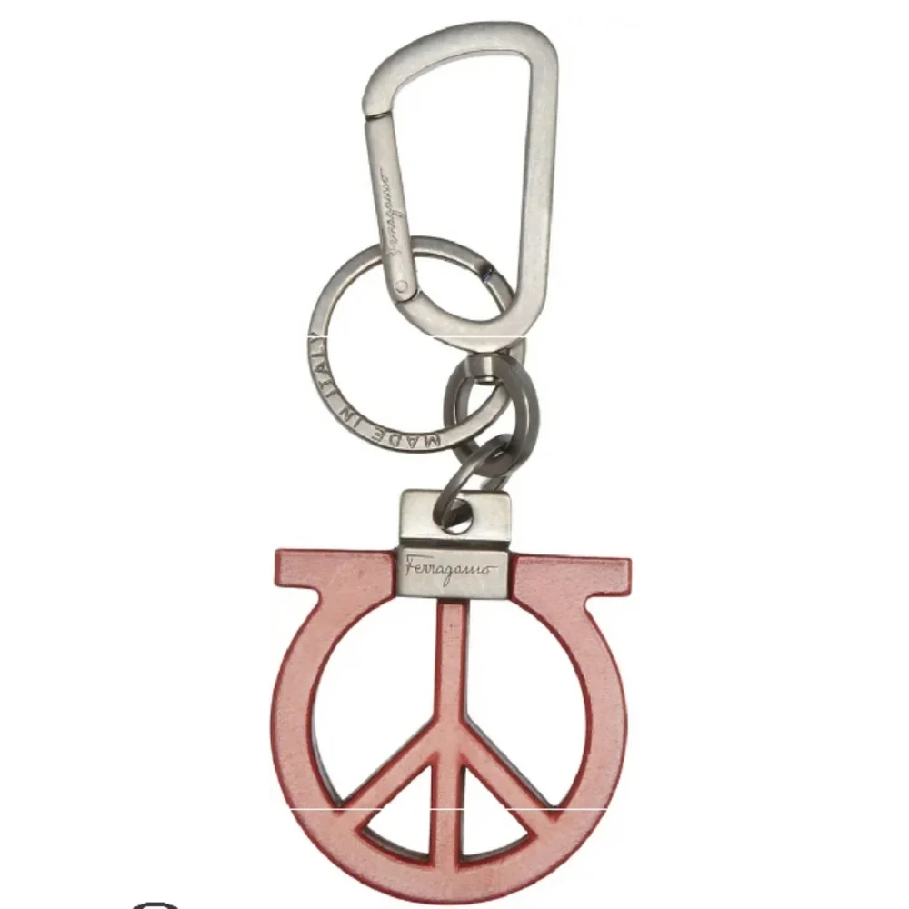 SALVATORE FERRAGAMO Peace Keychain - Picture 7 of 7